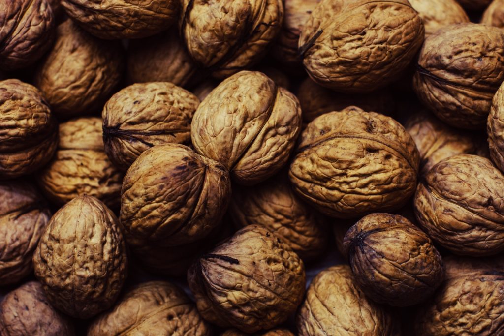 Smart Snacking is Key to Maintaining Healthy Weight