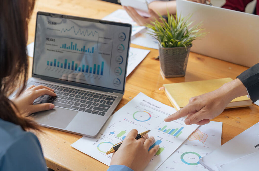 5-Ways-to-Reduce-Benefits-Costs-Thumbnail